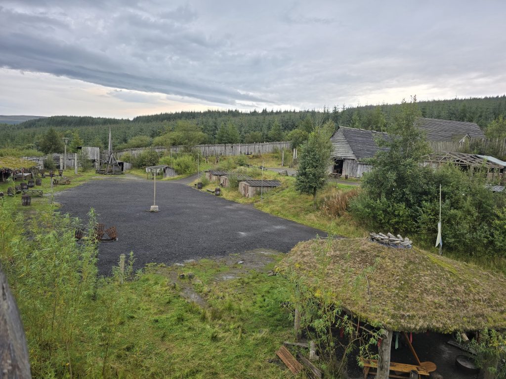 Blick über das Gelände von Duncarron